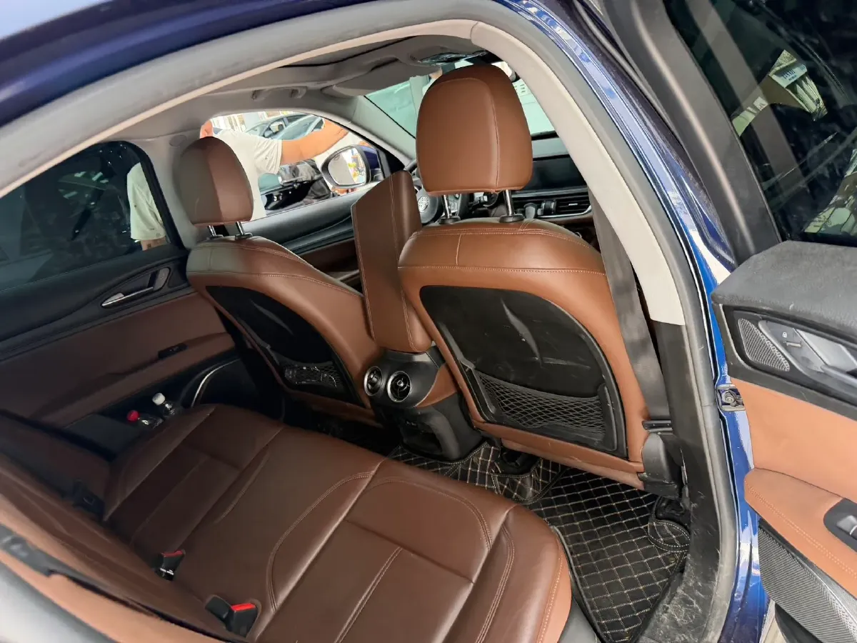 2017 Jaguar XE 2.0T 240HP L4 8AT,autocango,china used car exporter,china ev exporter,chinese used car exporter,chinese used ev exporter