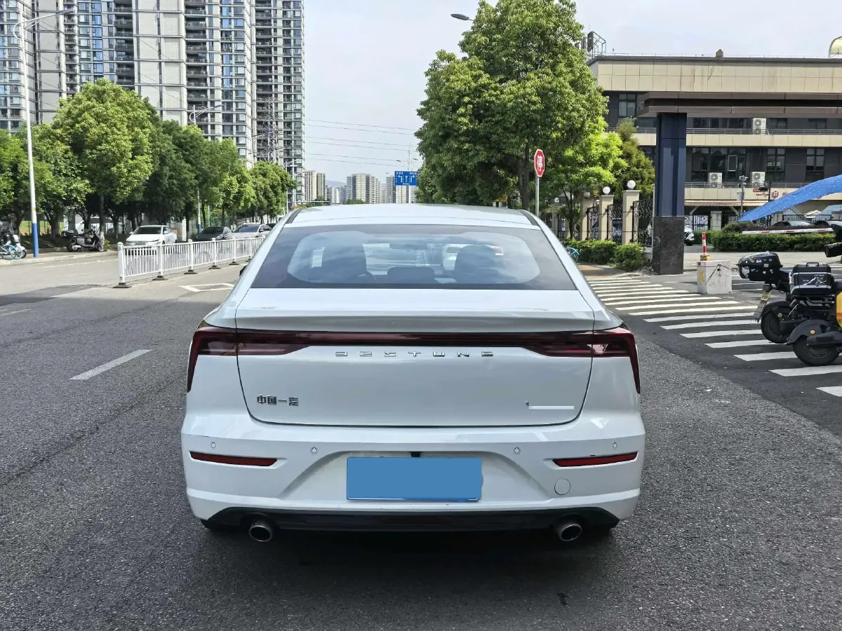 2021 Bestune B70 1.5T 169HP L4 7DCT,autocango,china used car exporter,china ev exporter,chinese used car exporter,chinese used ev exporter