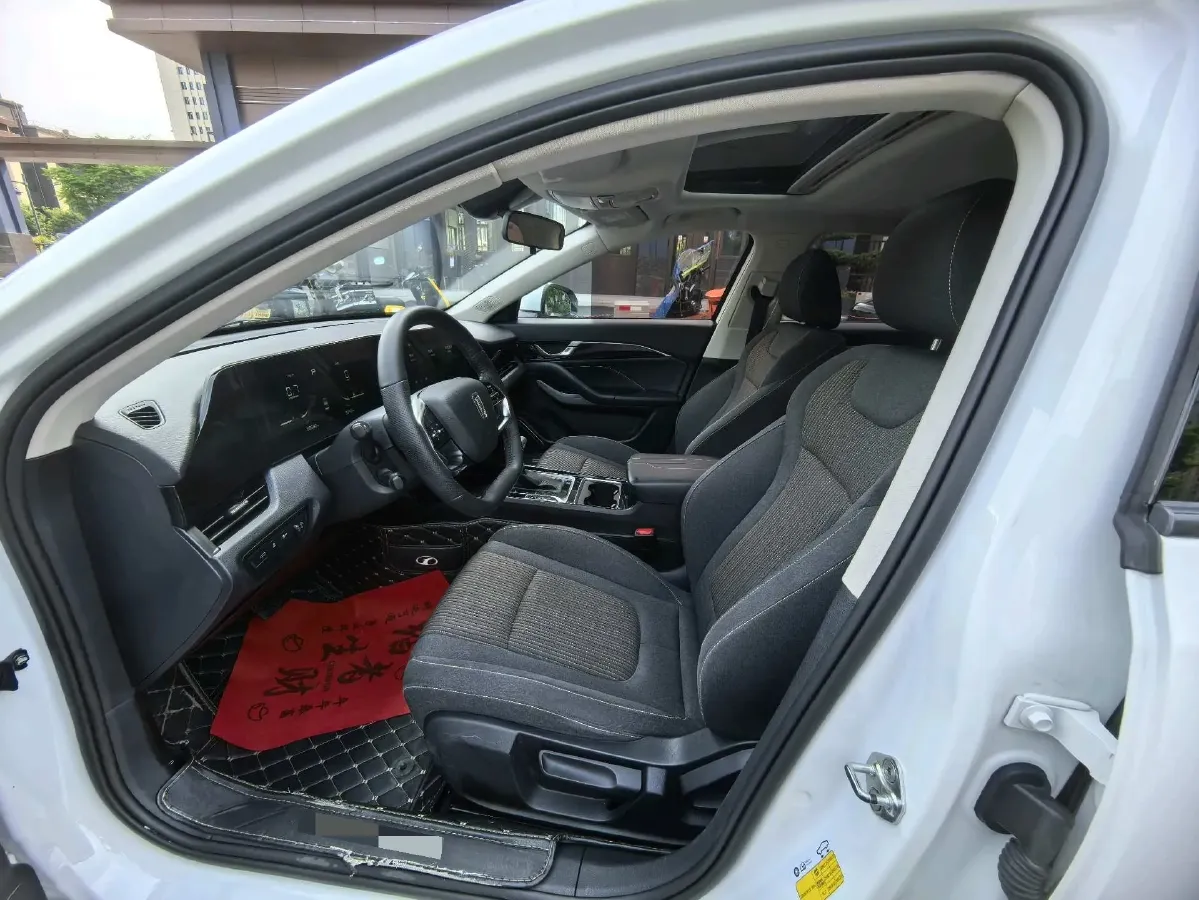 2021 Bestune B70 1.5T 169HP L4 7DCT,autocango,china used car exporter,china ev exporter,chinese used car exporter,chinese used ev exporter