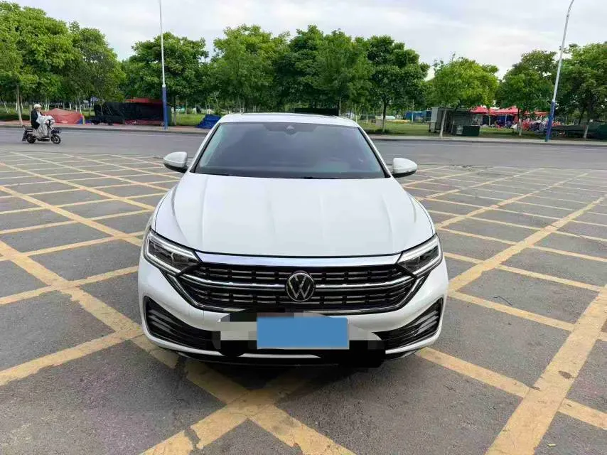 2023 Volkswagen Sagitar 1.5T 160HP L4 7DCT,autocango,china used car exporter,china ev exporter,chinese used car exporter,chinese used ev exporter
