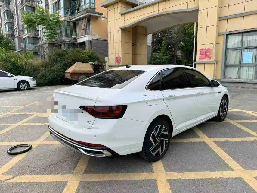 2023 Volkswagen Sagitar 1.5T 160HP L4 7DCT,autocango,china used car exporter,china ev exporter,chinese used car exporter,chinese used ev exporter