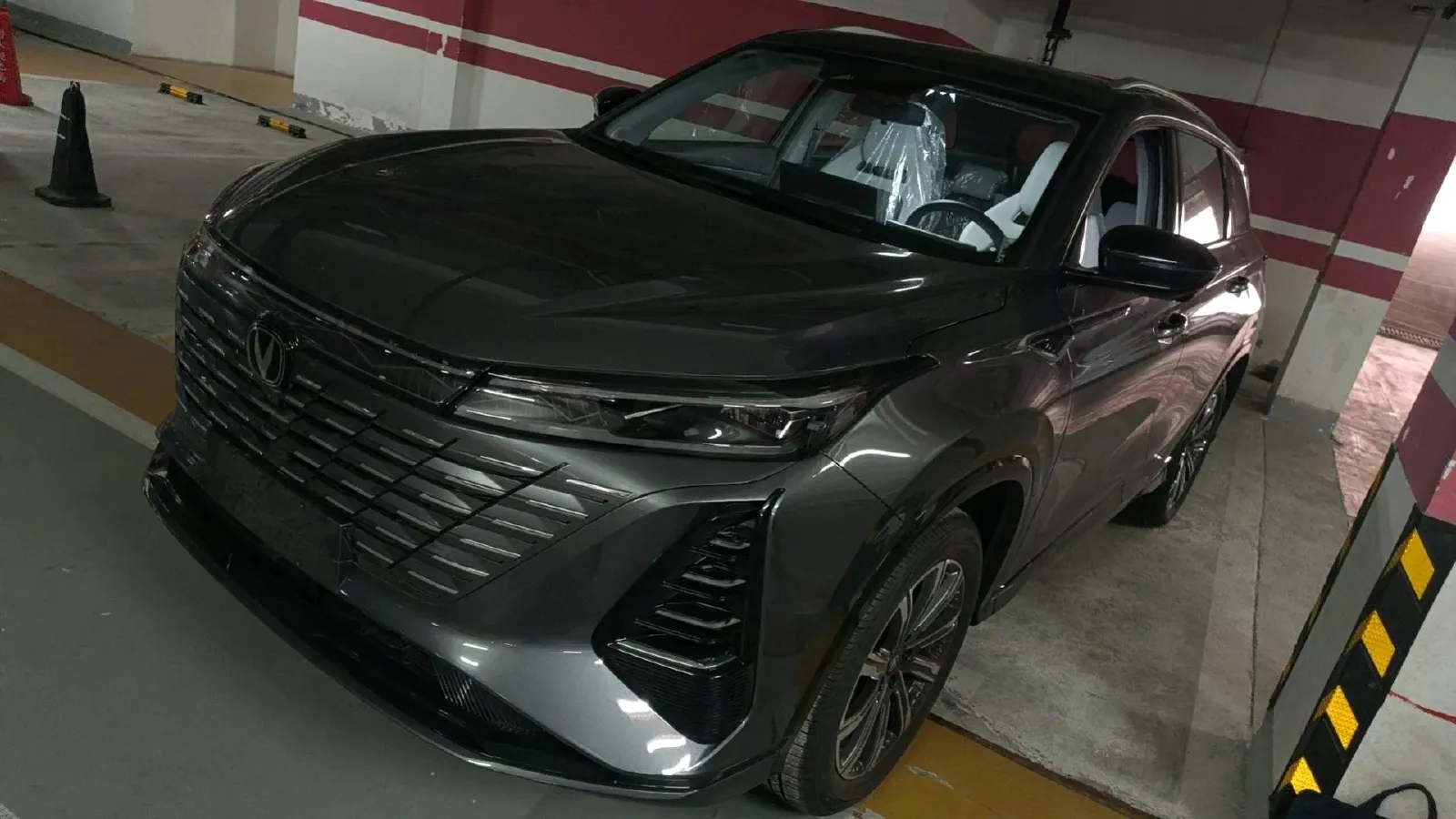 2026 ChangAn CS75 Plus 1.5T 192HP L4 8AT,autocango,china used car exporter,china ev exporter,chinese used car exporter,chinese used ev exporter