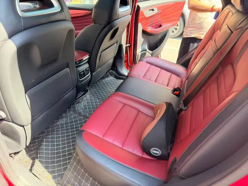 2019 MG HS 2.0T 231HP L4 6DCT,autocango,china used car exporter,china ev exporter,chinese used car exporter,chinese used ev exporter