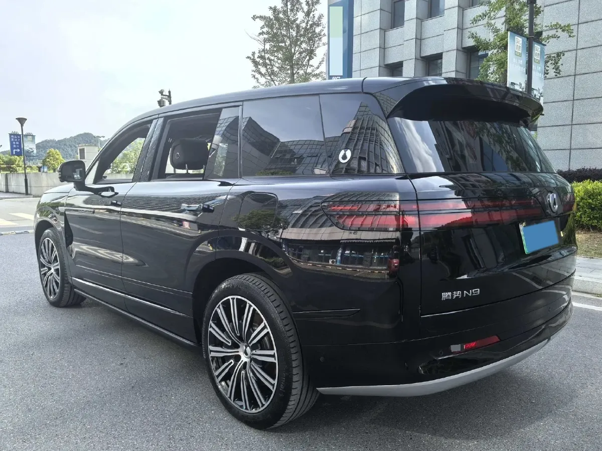 2025 Denza DenzaN9 2.0T 207HP L4 E-CVT PHEV,autocango,china used car exporter,china ev exporter,chinese used car exporter,chinese used ev exporter