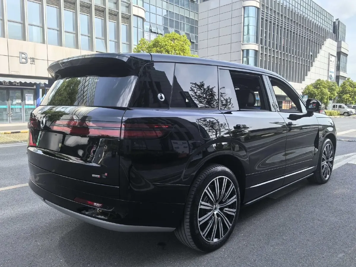 2025 Denza DenzaN9 2.0T 207HP L4 E-CVT PHEV,autocango,china used car exporter,china ev exporter,chinese used car exporter,chinese used ev exporter