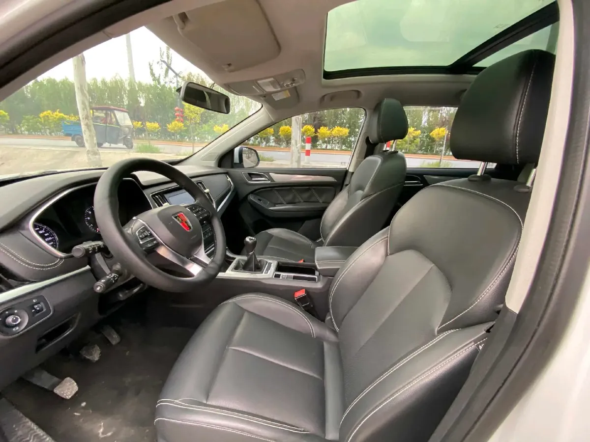 2018 Roewe RX5 1.5T 169HP L4 6MT,autocango,china used car exporter,china ev exporter,chinese used car exporter,chinese used ev exporter