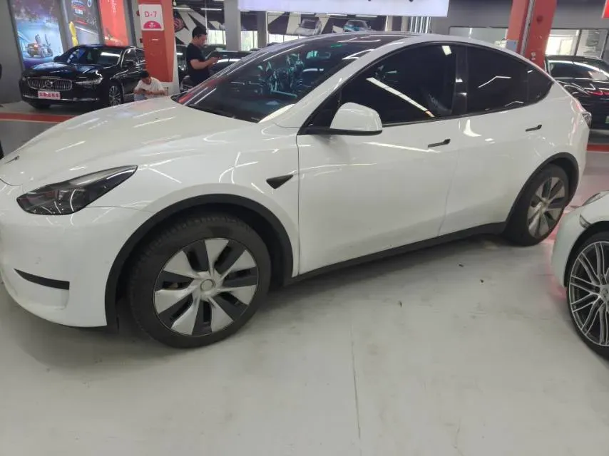 2022 Tesla Model Y BEV 60KWH,autocango,china used car exporter,china ev exporter,chinese used car exporter,chinese used ev exporter