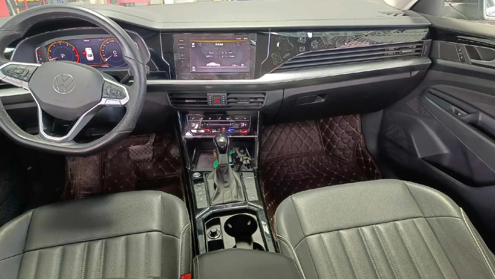 2022 Skoda Kodiak GT 2.0T 186HP L4 7DCT,autocango,china used car exporter,china ev exporter,chinese used car exporter,chinese used ev exporter