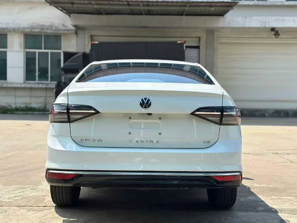 2025 Volkswagen Lavida 1.5L 110HP L4 6AT,autocango,china used car exporter,china ev exporter,chinese used car exporter,chinese used ev exporter