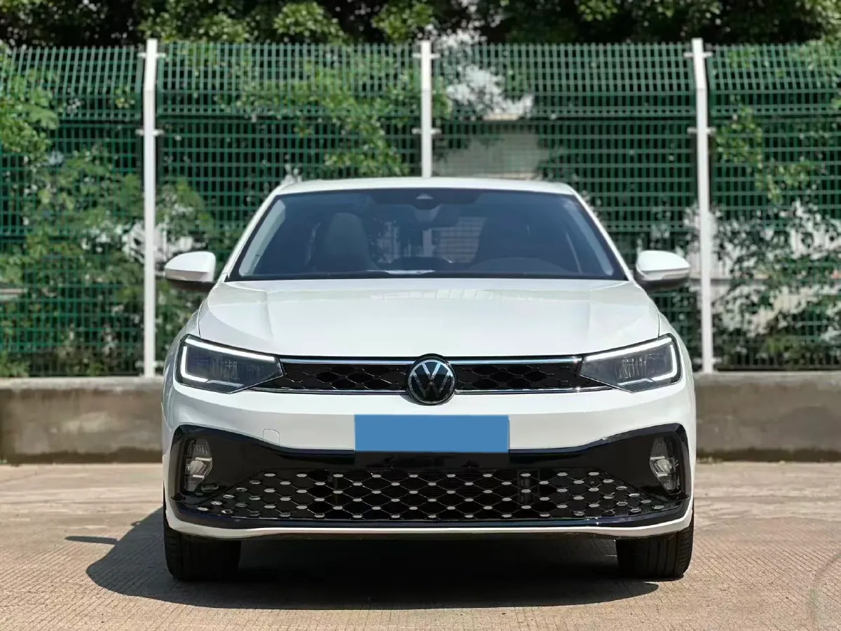 2025 Volkswagen Lavida 1.5L 110HP L4 6AT,autocango,china used car exporter,china ev exporter,chinese used car exporter,chinese used ev exporter