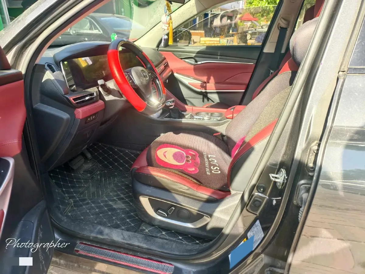 2020 ChangAn CS75 Plus 1.5T 178HP L4 6AT,autocango,china used car exporter,china ev exporter,chinese used car exporter,chinese used ev exporter