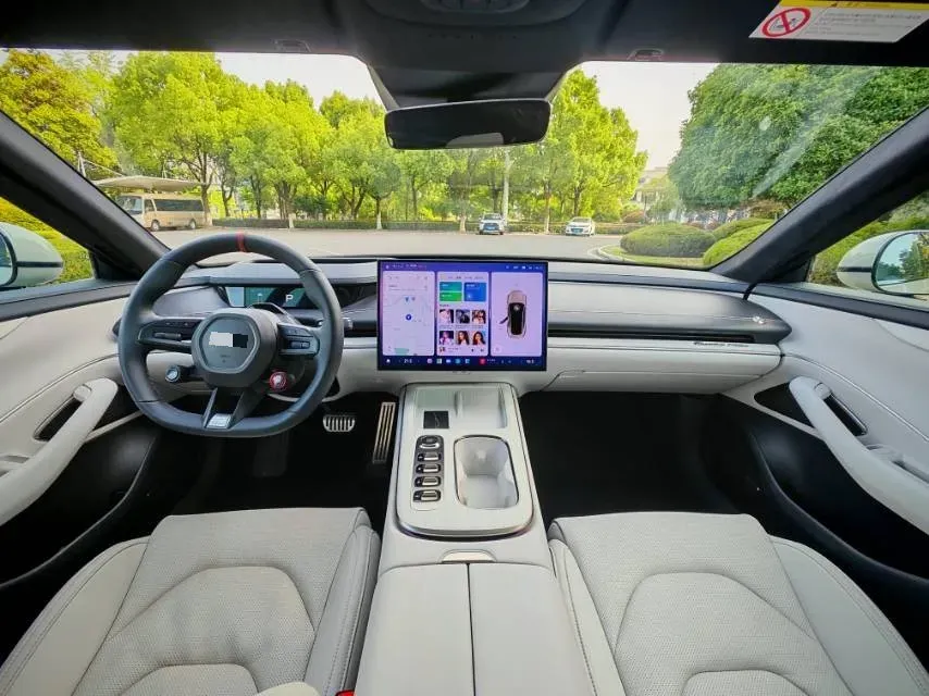 2024 MI SU7 BEV 101KWH,autocango,china used car exporter,china ev exporter,chinese used car exporter,chinese used ev exporter