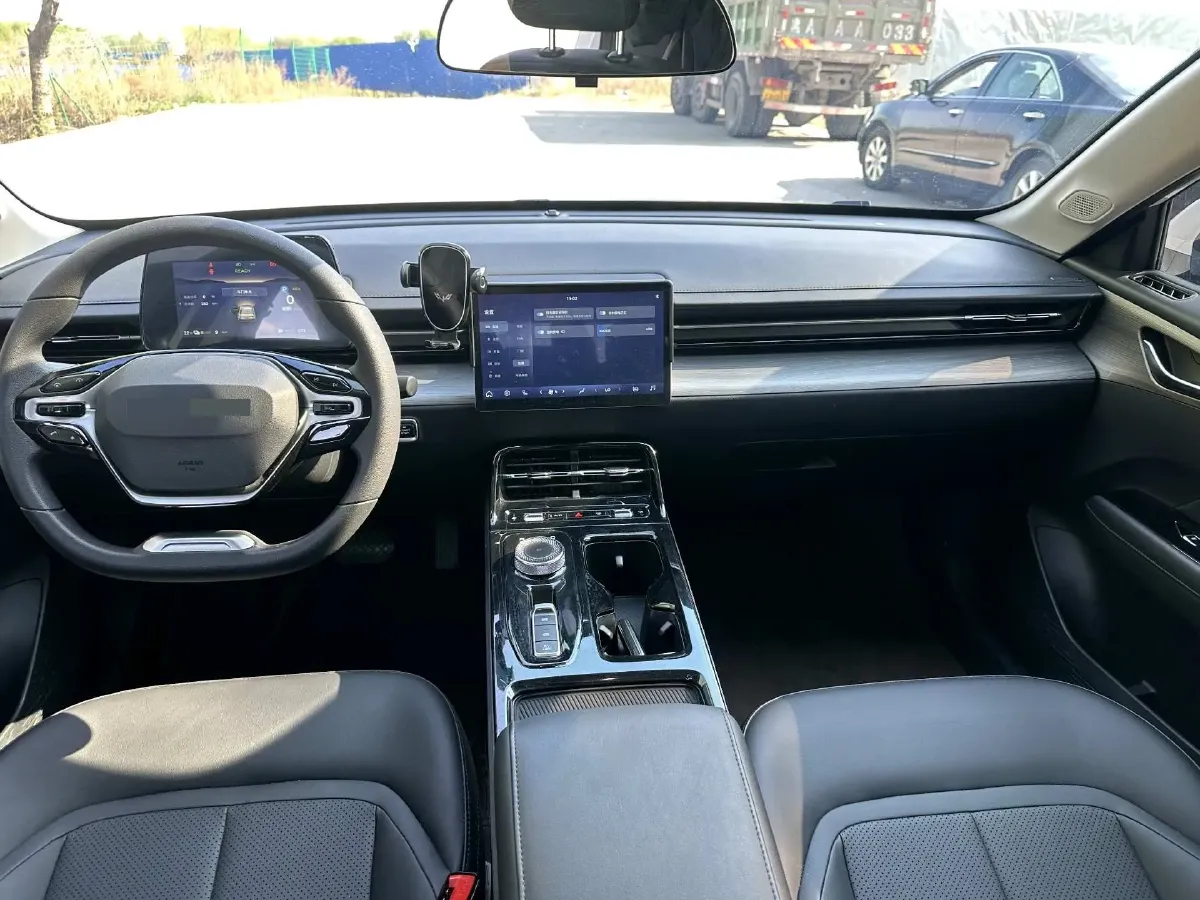 2024 WuLing XingGuang 1.5L 106HP L4 E-CVT PHEV 9.5KWH,autocango,china used car exporter,china ev exporter,chinese used car exporter,chinese used ev exporter