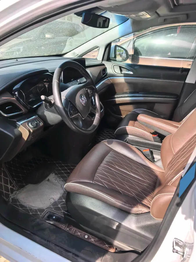 2022 Buick GL8 2.0T 237HP L4 9AT,autocango,china used car exporter,china ev exporter,chinese used car exporter,chinese used ev exporter