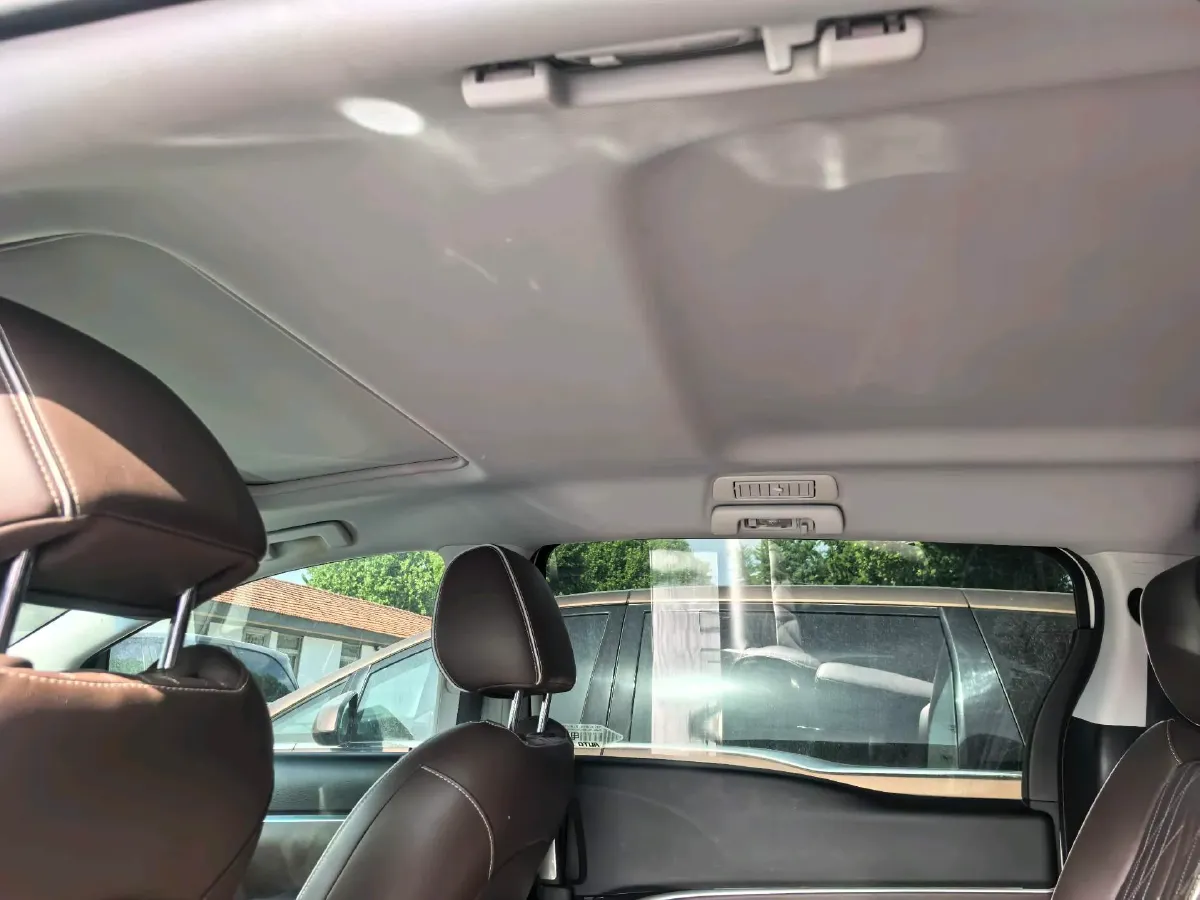 2022 Buick GL8 2.0T 237HP L4 9AT,autocango,china used car exporter,china ev exporter,chinese used car exporter,chinese used ev exporter