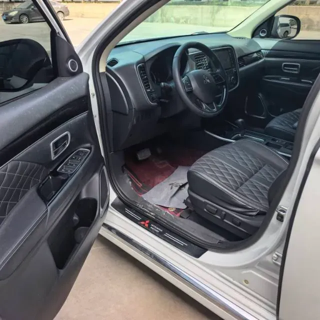 2020 Mitsubishi Outlander 2.0L 166HP L4 CVT,autocango,china used car exporter,china ev exporter,chinese used car exporter,chinese used ev exporter