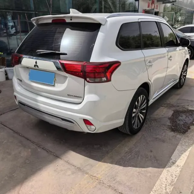 2020 Mitsubishi Outlander 2.0L 166HP L4 CVT,autocango,china used car exporter,china ev exporter,chinese used car exporter,chinese used ev exporter