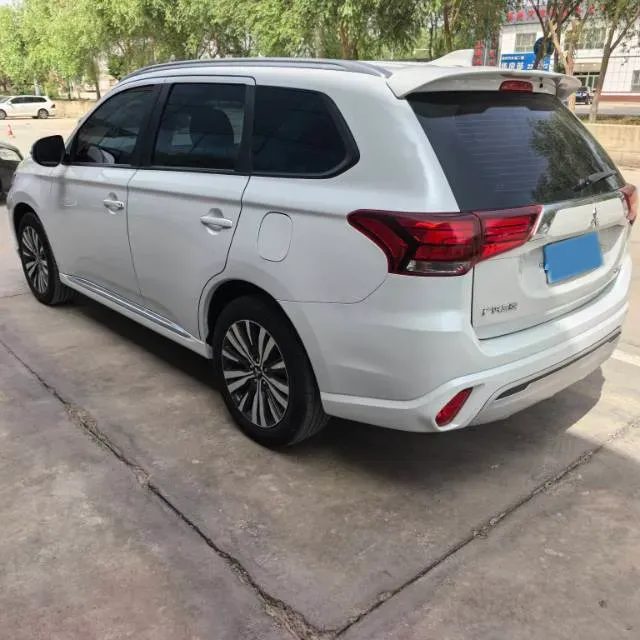 2020 Mitsubishi Outlander 2.0L 166HP L4 CVT,autocango,china used car exporter,china ev exporter,chinese used car exporter,chinese used ev exporter