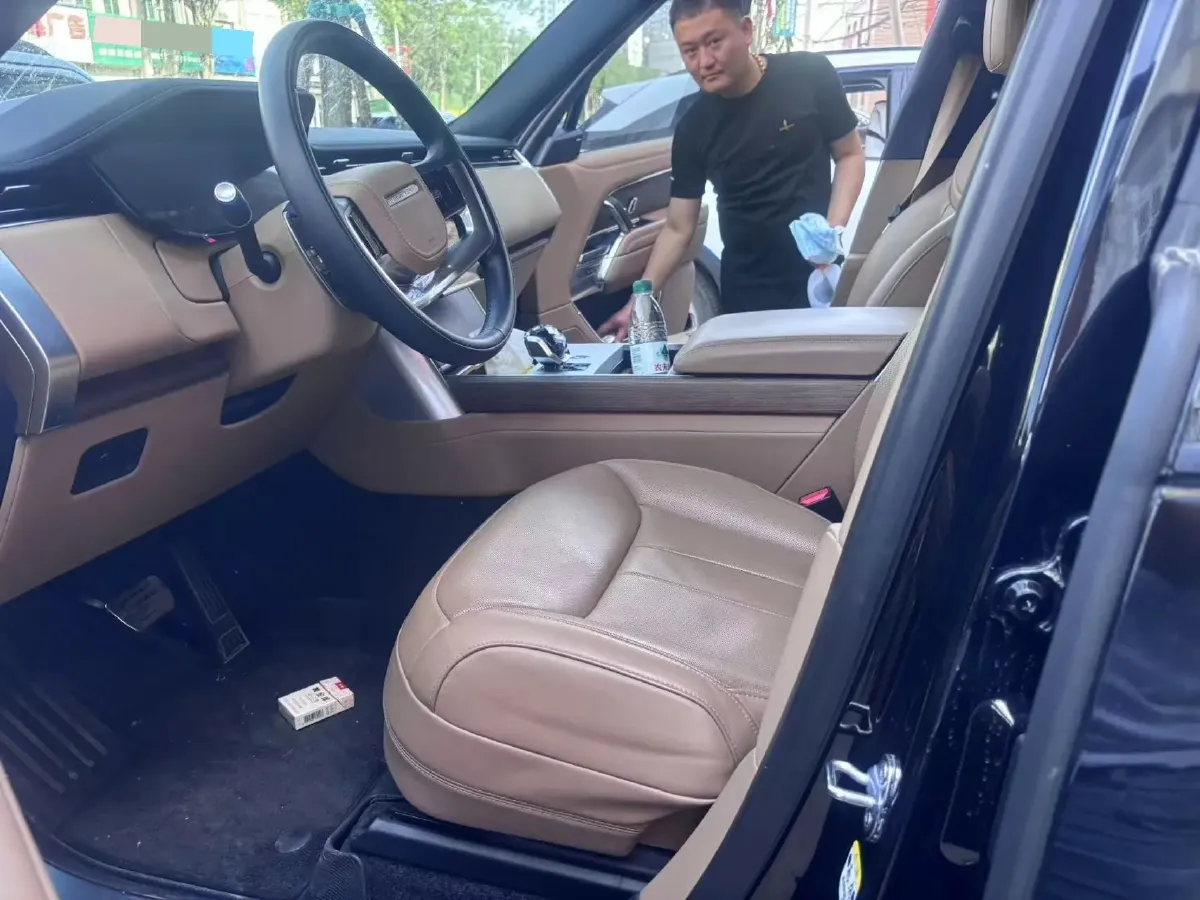 2024 Land Rover Range Rover 3.0T 400HP L6 8AT,autocango,china used car exporter,china ev exporter,chinese used car exporter,chinese used ev exporter