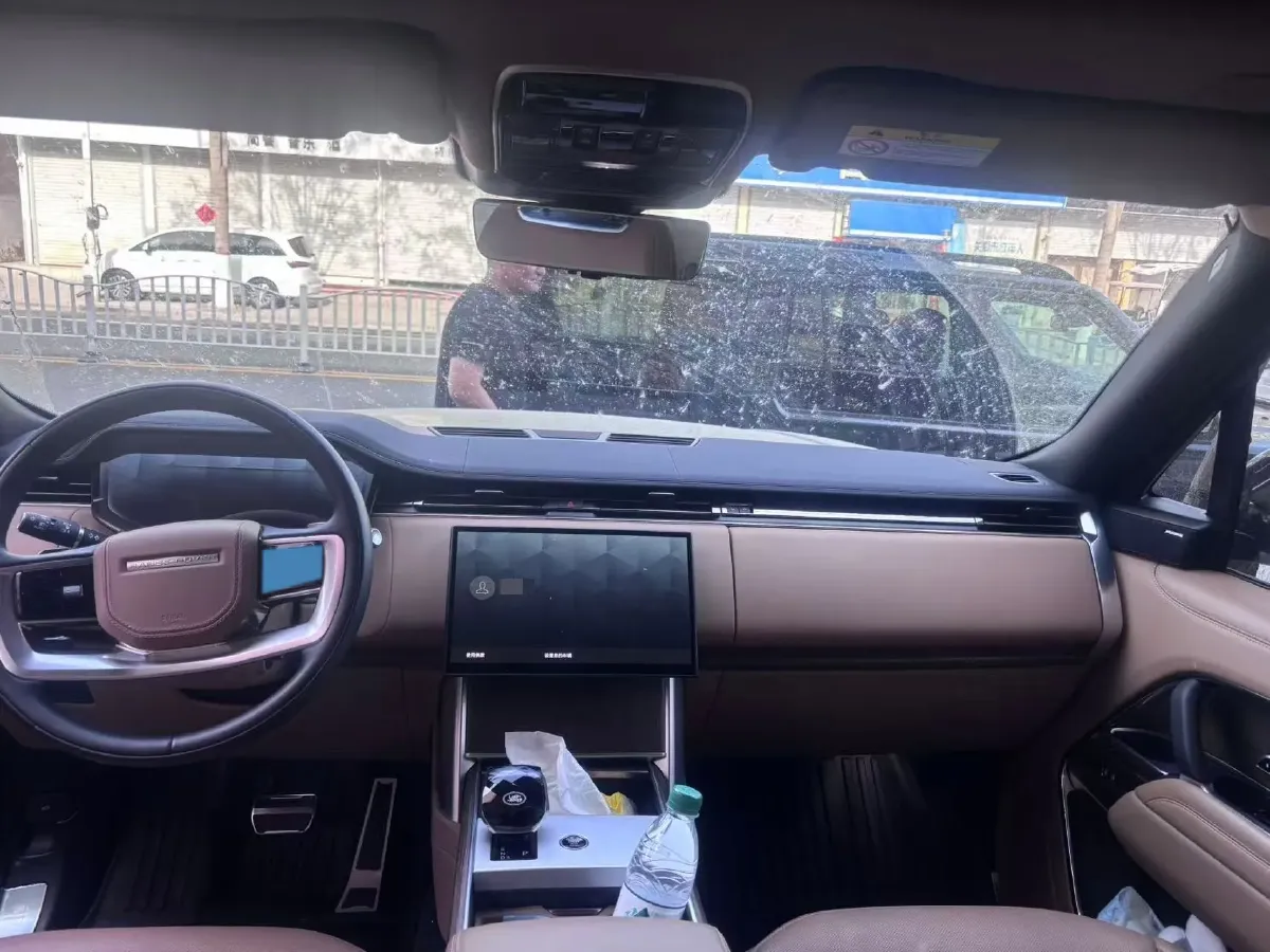 2024 Land Rover Range Rover 3.0T 400HP L6 8AT,autocango,china used car exporter,china ev exporter,chinese used car exporter,chinese used ev exporter