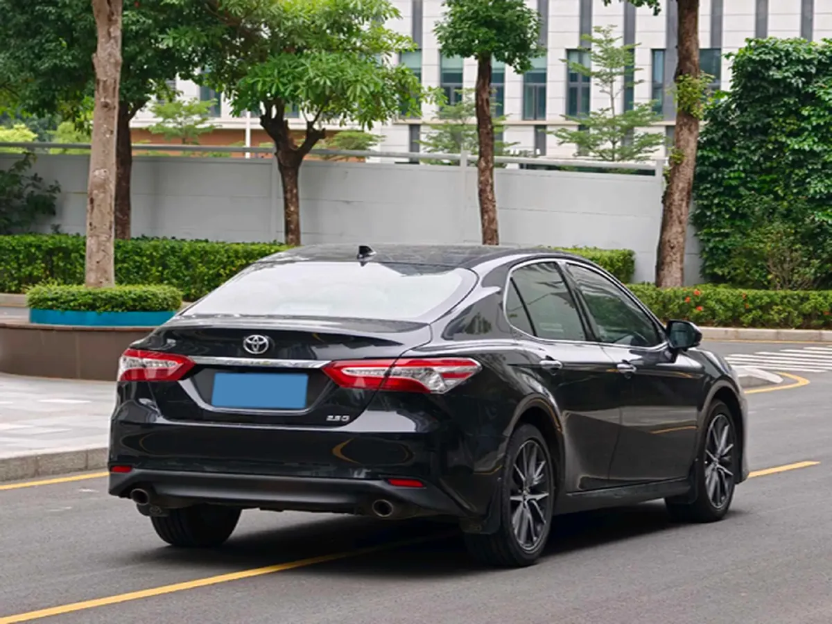 2021 Toyota Camry 2.5L 209HP L4 8AT,autocango,china used car exporter,china ev exporter,chinese used car exporter,chinese used ev exporter