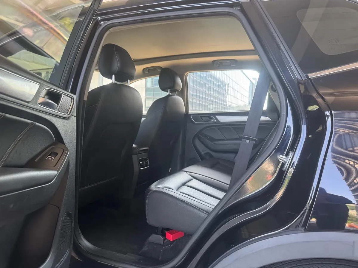 2020 Dongfeng YuFeng P16 2.4T 218HP L4 6MT,autocango,china used car exporter,china ev exporter,chinese used car exporter,chinese used ev exporter