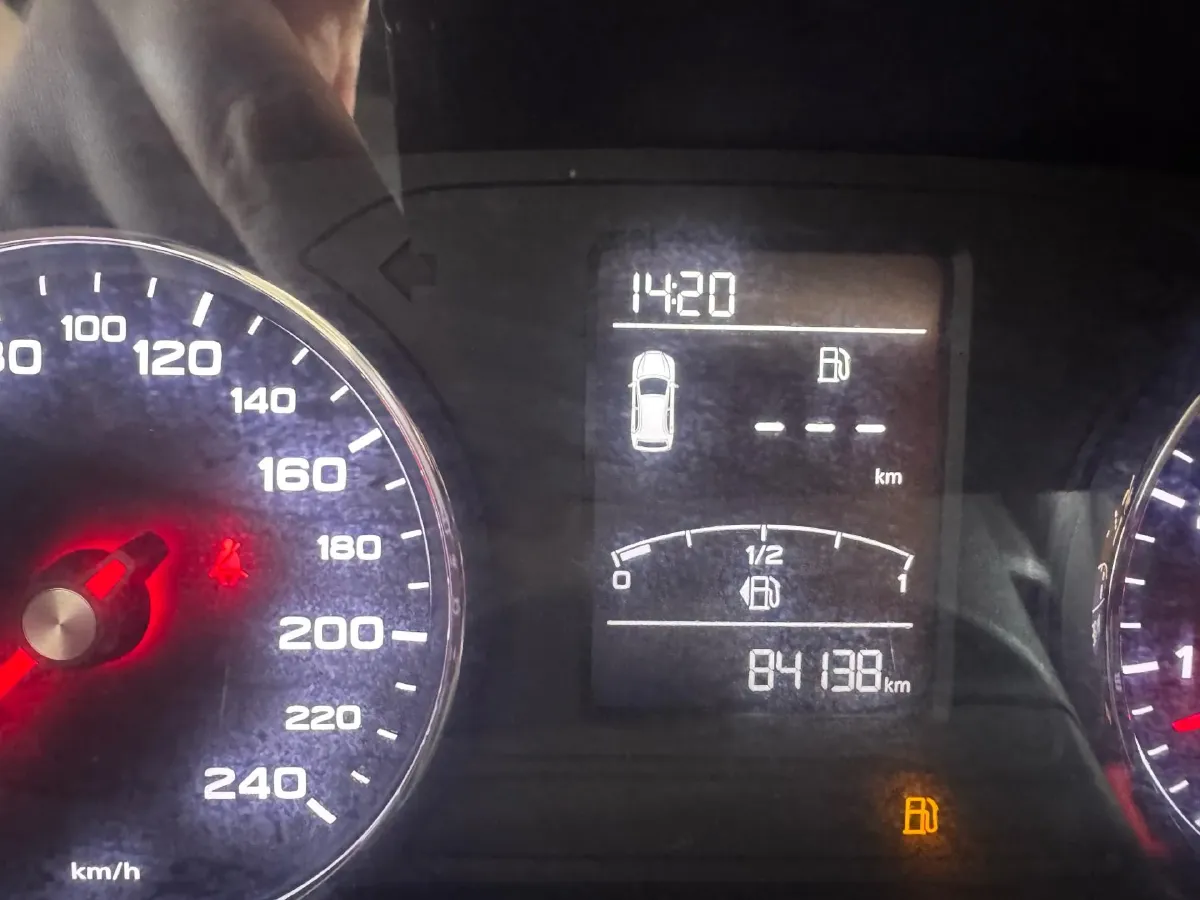 2020 Dongfeng YuFeng P16 2.4T 218HP L4 6MT,autocango,china used car exporter,china ev exporter,chinese used car exporter,chinese used ev exporter