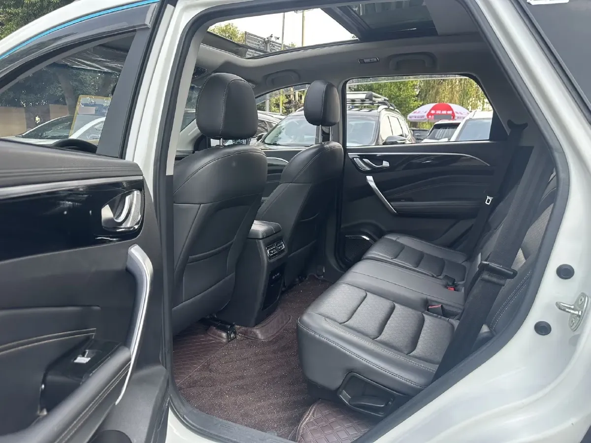 2021 Jetour X90 Plus 1.5T 156HP L4 6MT,autocango,china used car exporter,china ev exporter,chinese used car exporter,chinese used ev exporter