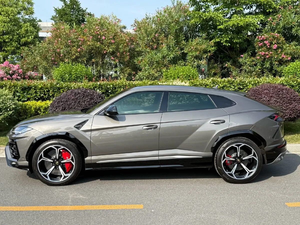 2021 Lamborghini Urus 4.0T 641HP V8 8AT,autocango,china used car exporter,china ev exporter,chinese used car exporter,chinese used ev exporter