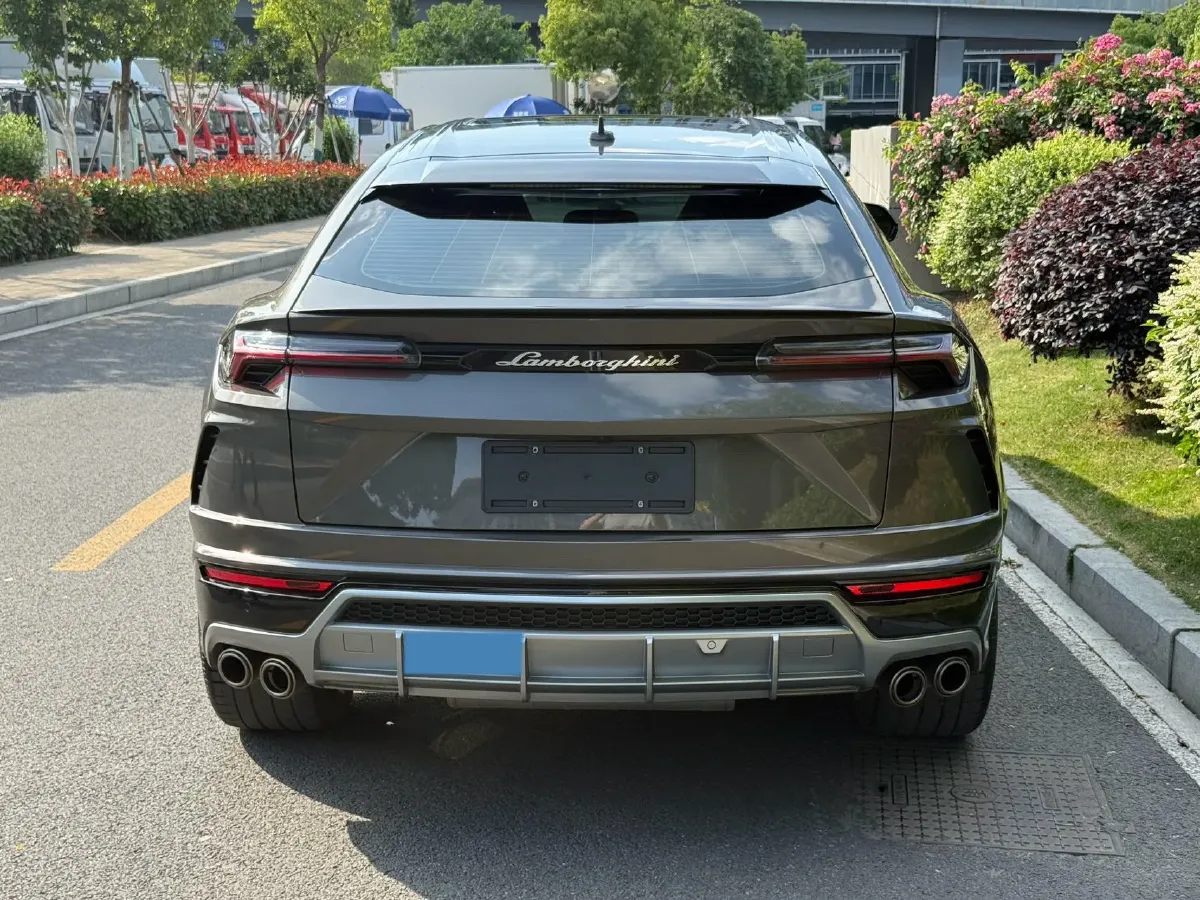 2021 Lamborghini Urus 4.0T 641HP V8 8AT,autocango,china used car exporter,china ev exporter,chinese used car exporter,chinese used ev exporter