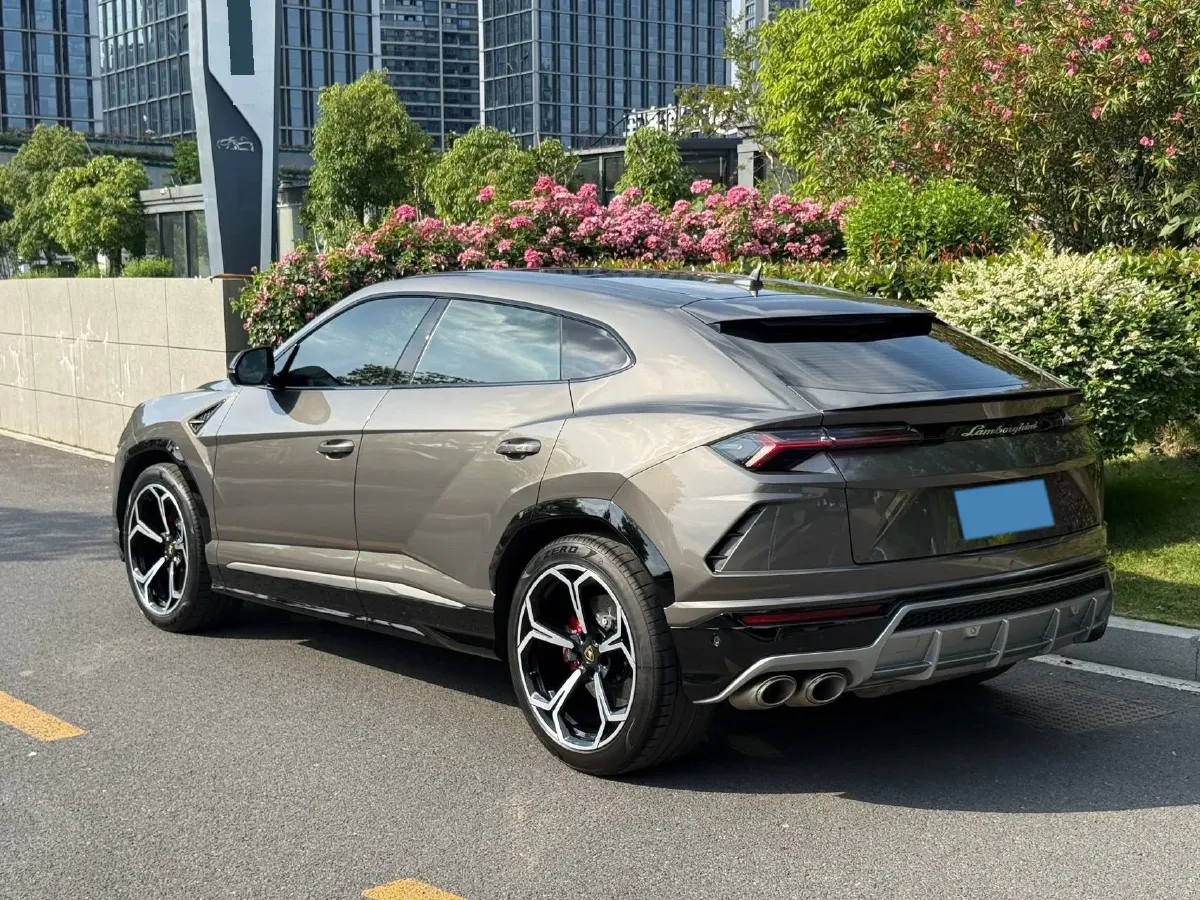2021 Lamborghini Urus 4.0T 641HP V8 8AT,autocango,china used car exporter,china ev exporter,chinese used car exporter,chinese used ev exporter