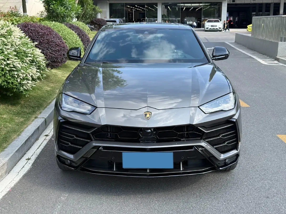 2021 Lamborghini Urus 4.0T 641HP V8 8AT,autocango,china used car exporter,china ev exporter,chinese used car exporter,chinese used ev exporter