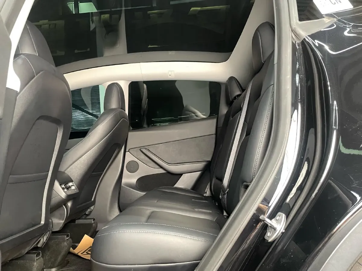 2022 Tesla Model Y BEV 60KWH,autocango,china used car exporter,china ev exporter,chinese used car exporter,chinese used ev exporter