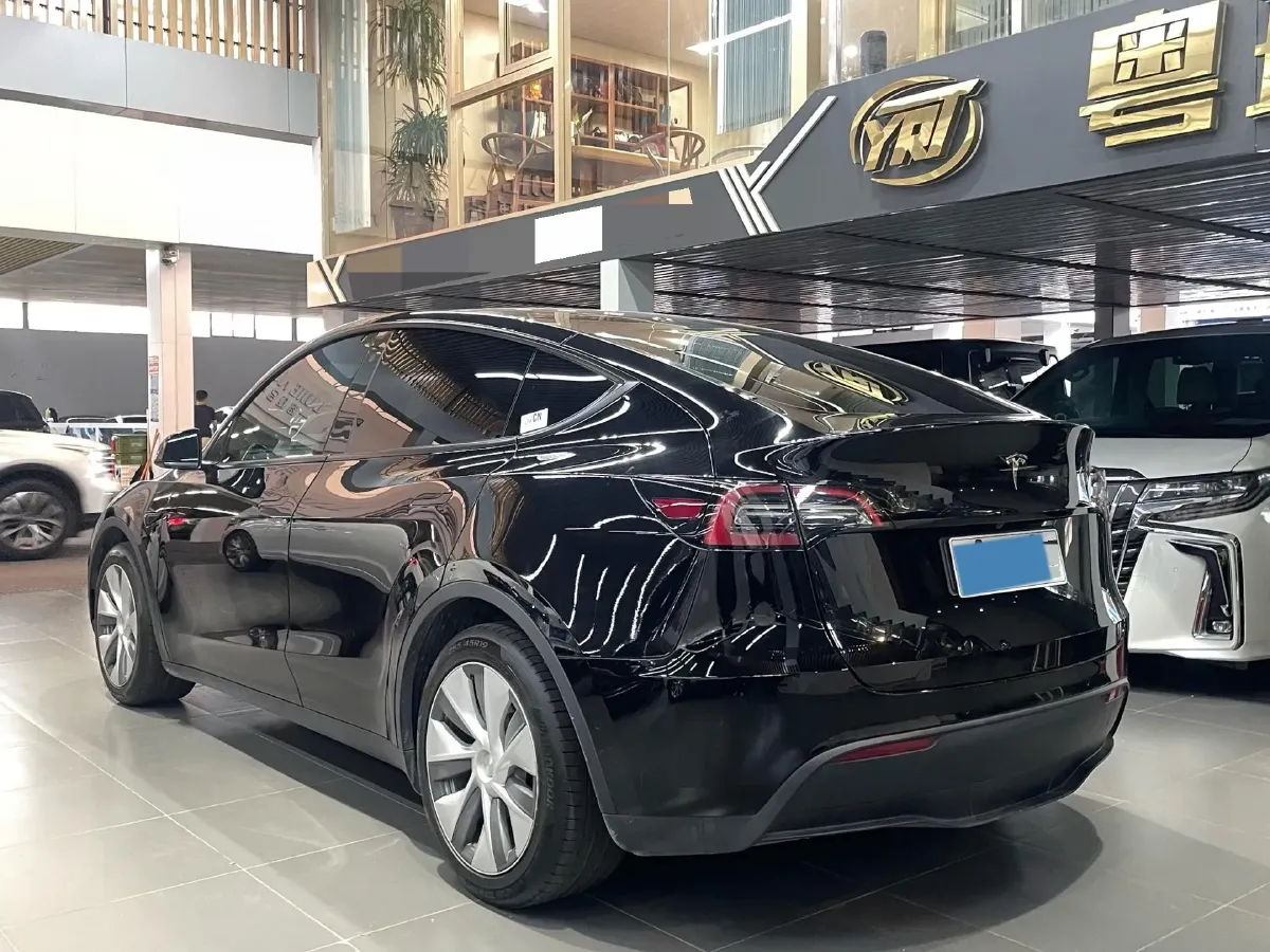 2022 Tesla Model Y BEV 60KWH,autocango,china used car exporter,china ev exporter,chinese used car exporter,chinese used ev exporter