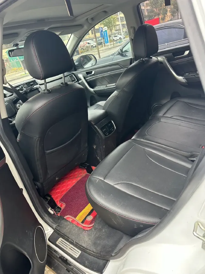 2018 Haval M6 1.5T 150HP L4 7DCT,autocango,china used car exporter,china ev exporter,chinese used car exporter,chinese used ev exporter