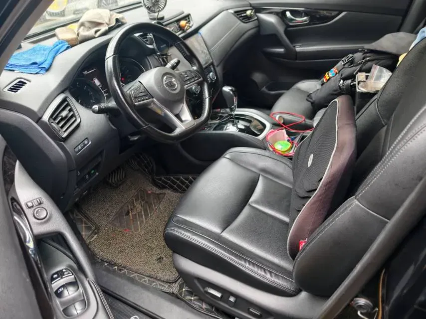 2020 Nissan X-Trail 2.0L 154HP L4 CVT,autocango,china used car exporter,china ev exporter,chinese used car exporter,chinese used ev exporter