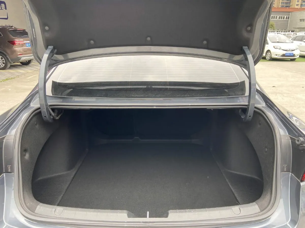 2025 Geely Preface 1.5T 181HP L4 7DCT,autocango,china used car exporter,china ev exporter,chinese used car exporter,chinese used ev exporter