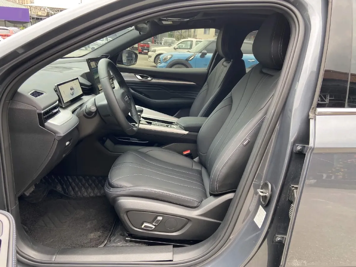 2025 Geely Preface 1.5T 181HP L4 7DCT,autocango,china used car exporter,china ev exporter,chinese used car exporter,chinese used ev exporter