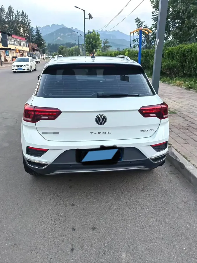 2022 Volkswagen T-Roc 1.4T 150HP L4 7DCT,autocango,china used car exporter,china ev exporter,chinese used car exporter,chinese used ev exporter