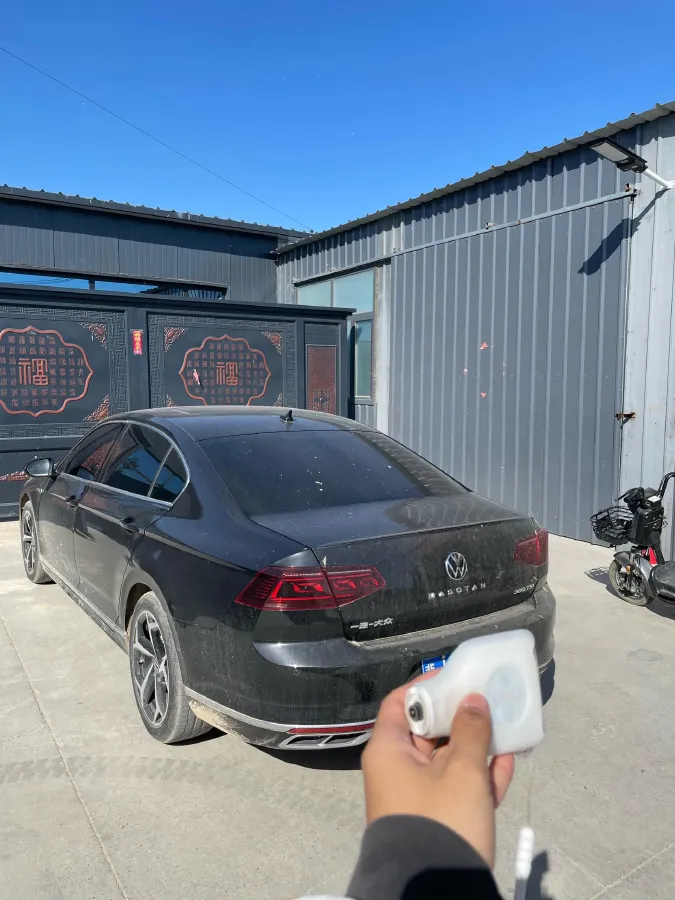 2023 Volkswagen Magotan 2.0T 220HP L4 7DCT,autocango,china used car exporter,china ev exporter,chinese used car exporter,chinese used ev exporter