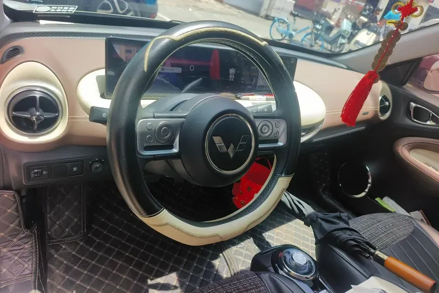 2023 WuLing BinGuo BEV 31.9KWH,autocango,china used car exporter,china ev exporter,chinese used car exporter,chinese used ev exporter