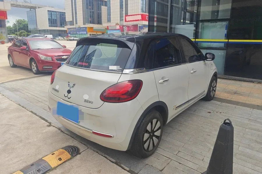 2023 WuLing BinGuo BEV 31.9KWH,autocango,china used car exporter,china ev exporter,chinese used car exporter,chinese used ev exporter