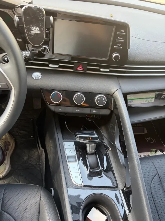 2023 Hyundai Elantra 1.5L 115HP L4 CVT,autocango,china used car exporter,china ev exporter,chinese used car exporter,chinese used ev exporter