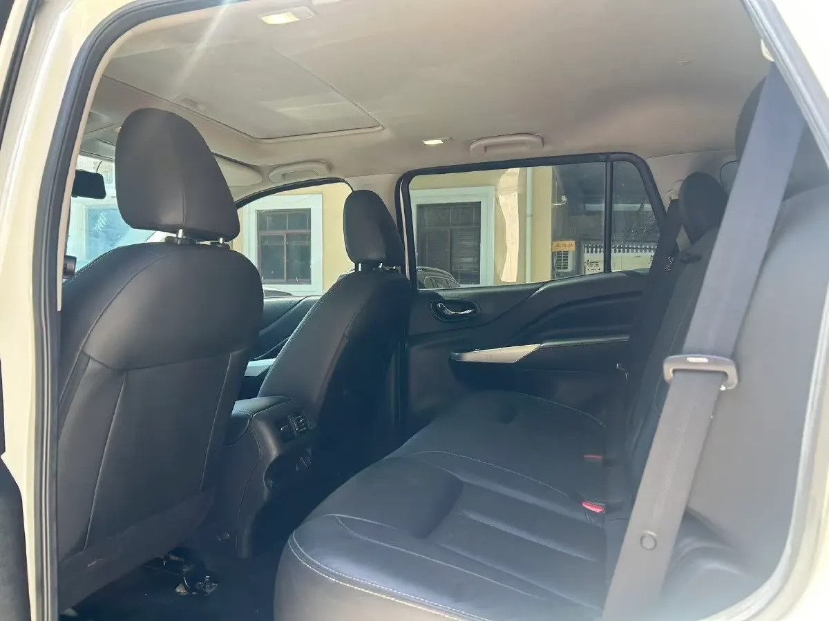 2020 Nissan Terra 2.5L 193HP L4 7AT,autocango,china used car exporter,china ev exporter,chinese used car exporter,chinese used ev exporter