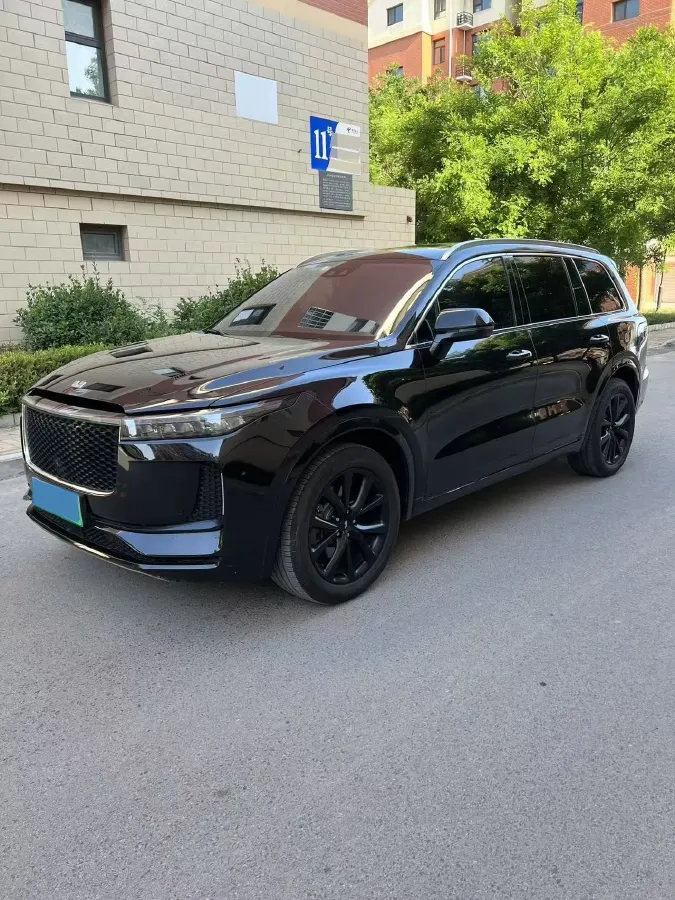 2021 Li ONE Range Extended 131HP REEV 40.5KWH,autocango,china used car exporter,china ev exporter,chinese used car exporter,chinese used ev exporter