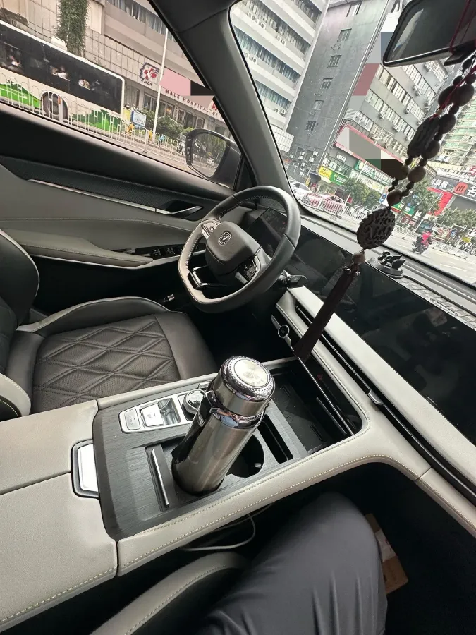 2023 ChangAn CS75 Plus 1.5T 188HP L4 8AT,autocango,china used car exporter,china ev exporter,chinese used car exporter,chinese used ev exporter