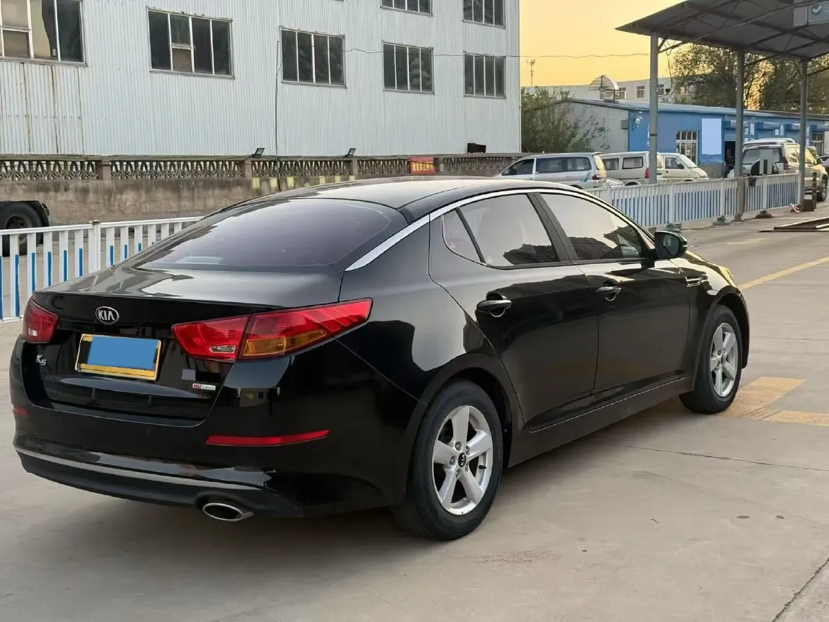 2015 Kia K5 2.0L 162HP L4 6AT,autocango,china used car exporter,china ev exporter,chinese used car exporter,chinese used ev exporter