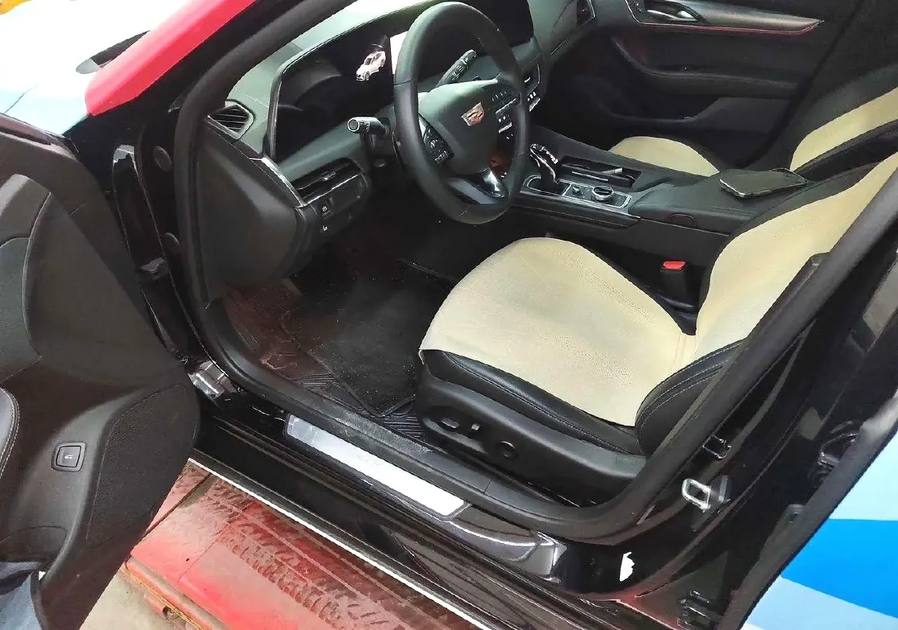 2024 Cadillac CT5 2.0T 237HP L4 10AT,autocango,china used car exporter,china ev exporter,chinese used car exporter,chinese used ev exporter