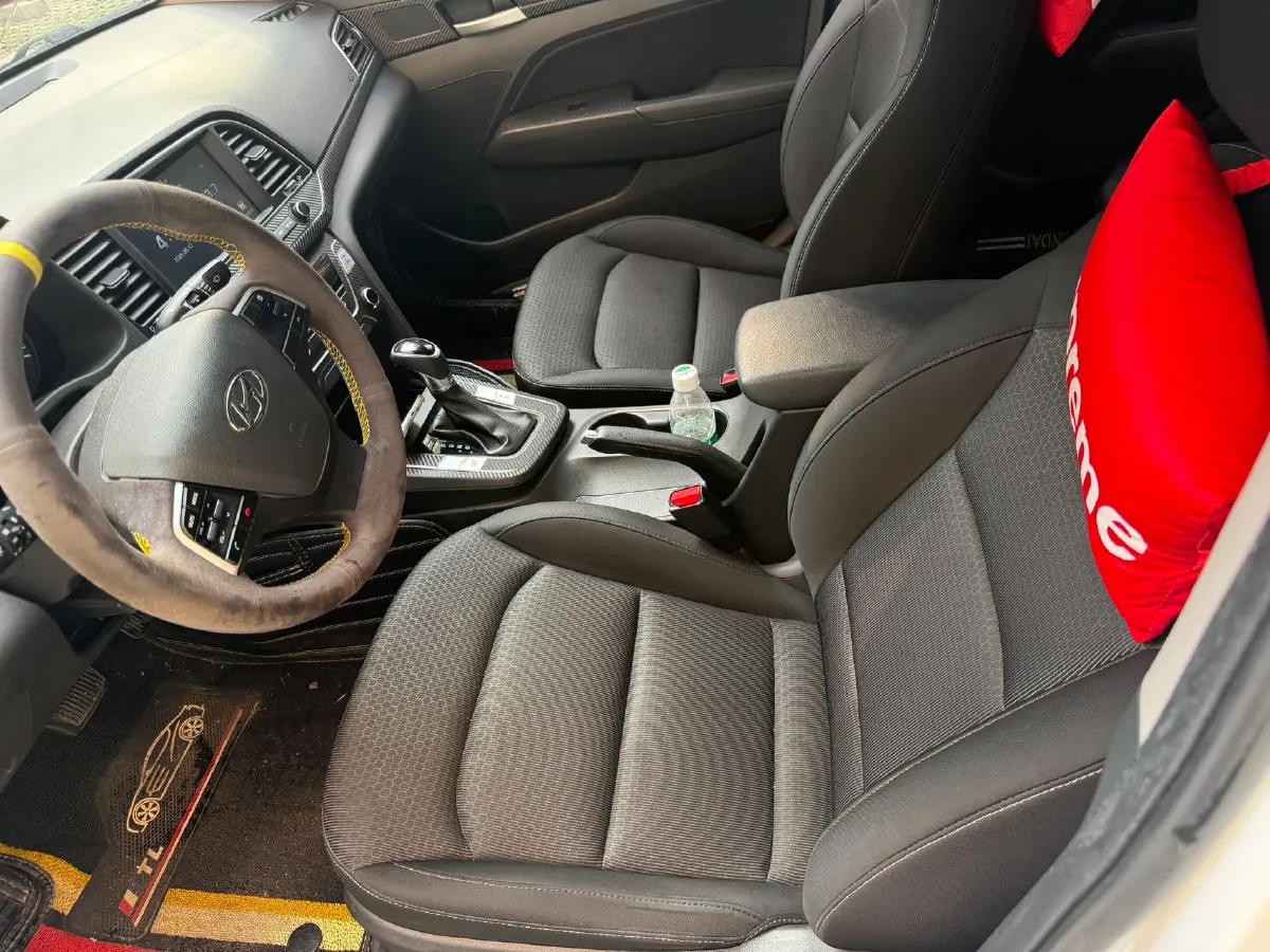2016 Hyundai Elantra 1.6L 130HP L4 6AT,autocango,china used car exporter,china ev exporter,chinese used car exporter,chinese used ev exporter