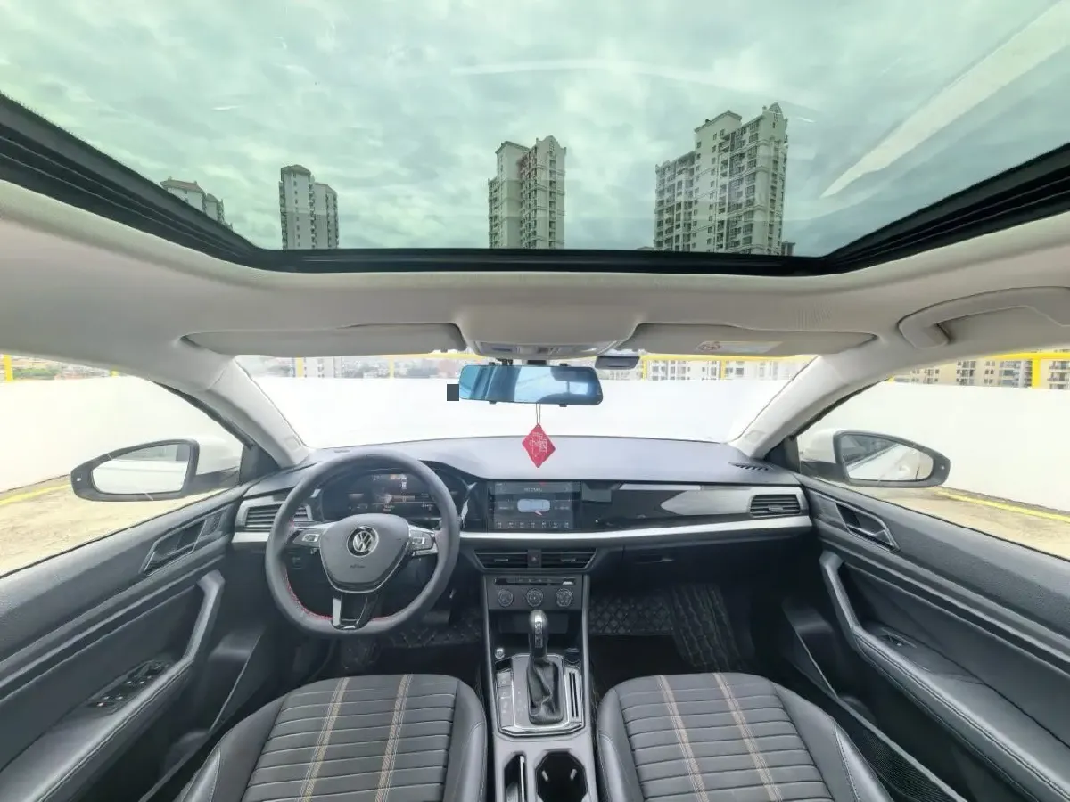 2022 Volkswagen Sagitar 1.2T 116HP L4 7DCT,autocango,china used car exporter,china ev exporter,chinese used car exporter,chinese used ev exporter